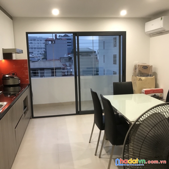 Chính chủ cần bán  nhà số 210 mặt phố nguyễn văn tuyết 