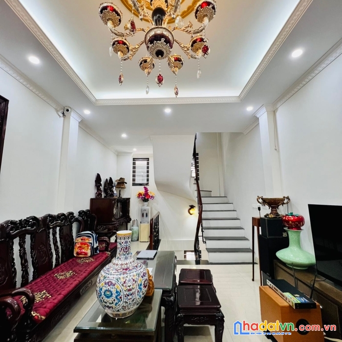 Nhà đẹp, siêu hiếm, xuân đỉnh, ô tô, 2 thoáng, kinh doanh, 43mx5t, giá chỉ 5.16 tỷ.