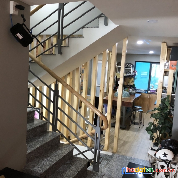 Tây thạnh, mặt tiền đường, 8 tầng, xe hơi vào hầm, tiện nghi 5 sao.