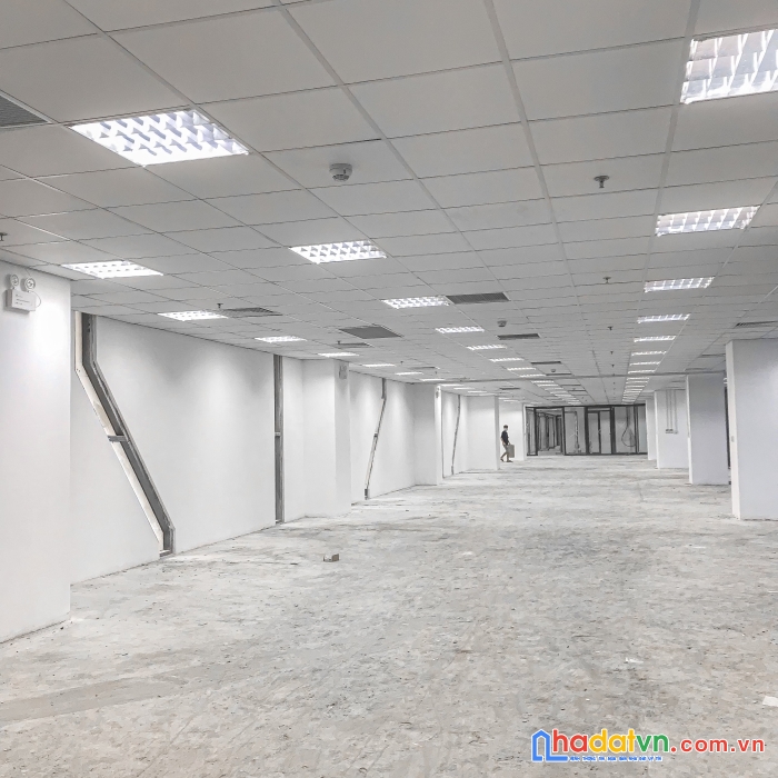 Chủ đầu tư 6th element cho thuê mặt bằng làm thương mại và văn phòng