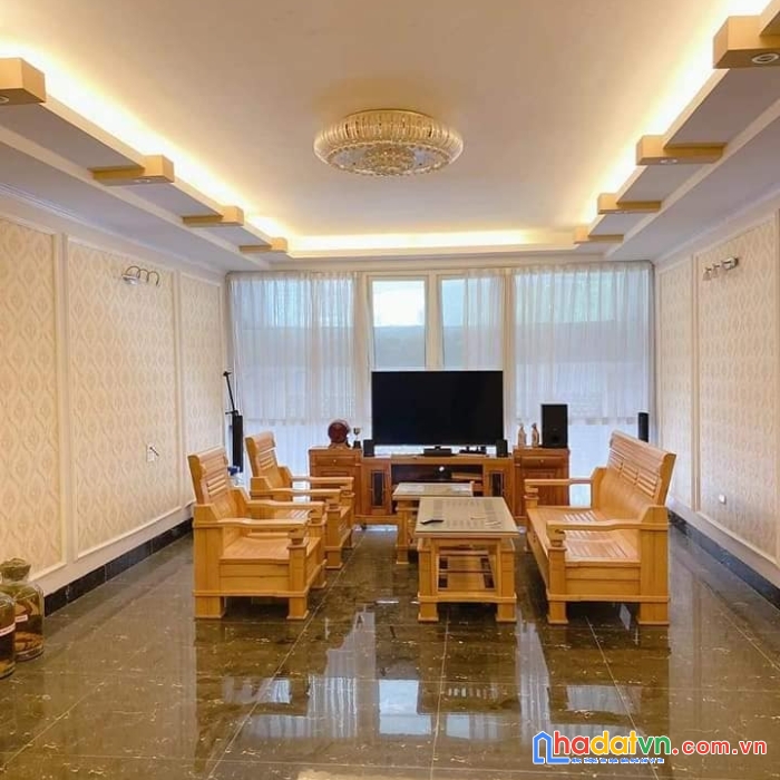 Bán nhà sổ đỏ đường nguyễn chí thanh 70m2x6t thang máy oto tải 15 tỷ
