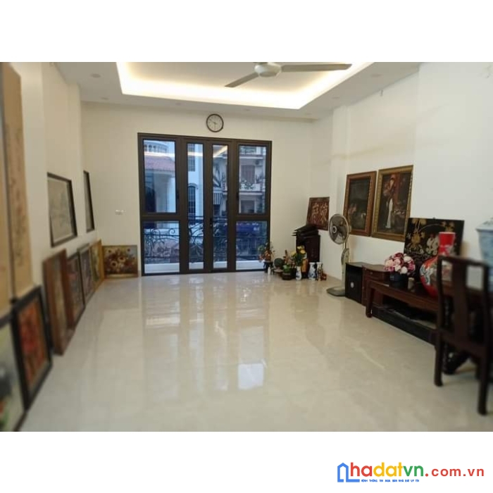 Chủ vỡ nợ cần bán nhà, võ chí công, tây hồ, ô tô , sát phố, kinh doanh, 58mx4t, nhỉnh 7 tỷ.