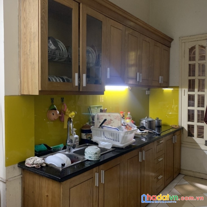 Nghĩa đô, dt 70m x 4 tầng, mặt tiền 4.5m, vỉa hè 3m, 2 làn ô tô tải, 17 tỷ tư