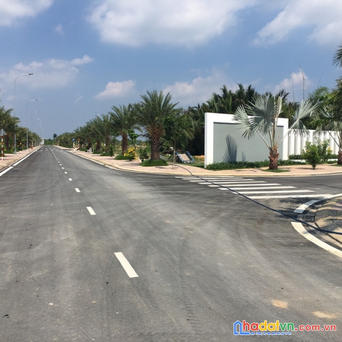 Cần bán nhanh lô thổ cư 100% mt đường phước bình