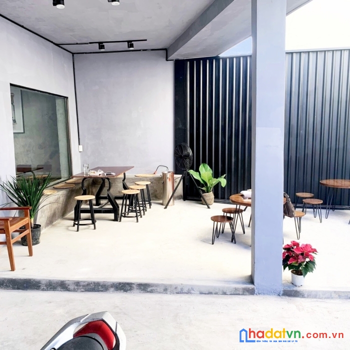 Hàng nóng!!! mặt tiền kha vạn cân kinh doanh siêu đỉnh-120m2 ngang 8m. đang có dòng tiền 30tr/th.