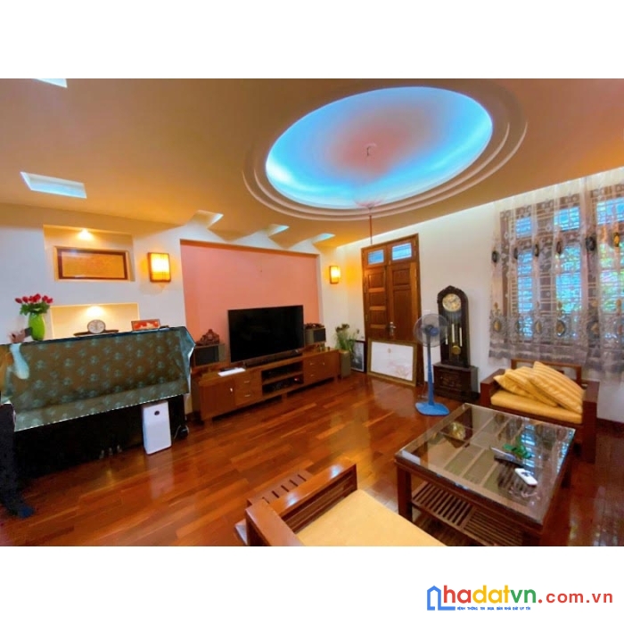 Mặt phố kim mã, trung tâm ba đình, nhà chính khách, diện tích 218m2, 80 tỷ