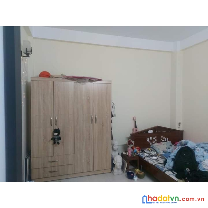 Siêu rẻ bán nhà nguyễn văn cừ 64m 5t mt5m chỉ 4.5 tỷ
 
