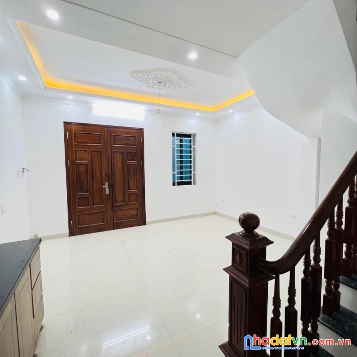 Chỉ 4.79 tỷ, hộ khẩu tây hồ, 45m, 5pn, lô góc, 3 thoáng, 3 gác tránh xe máy.