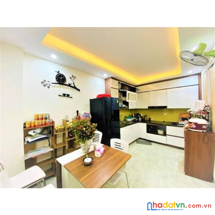 Đẹp lung linh bồ đề long biên 48m 5t mt4 ô tô thông nhỉnh 5 tỷ
 
