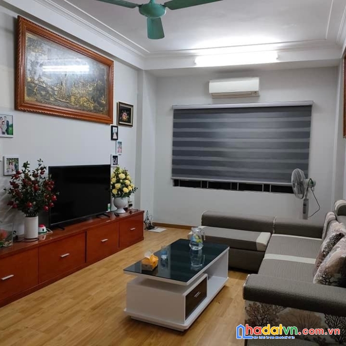 Bán nhà phố cầu giấy, quận cầu giấy 55m, 6 tầng, mt 4.2m. giá: 9.6 tỷ