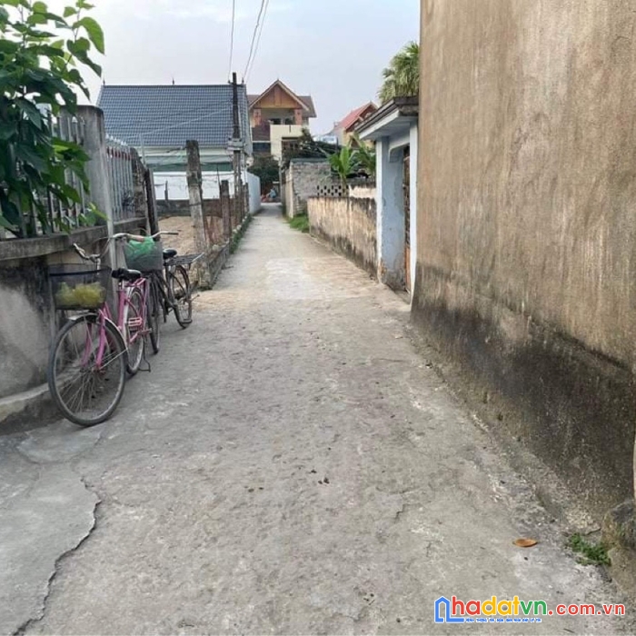 Thị trấn tân phong -qunagr xương-thanh hóa chỉ hơn 4tr/m2