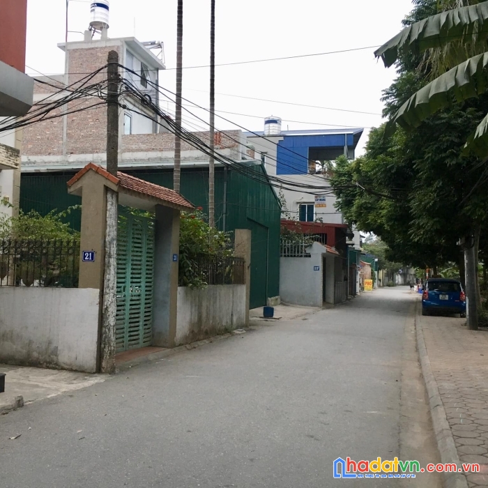 Siêu rẻ bắc cầu long biên 40m mt 4 m chỉ 1.55 tỷ ngõ ô tô chánh, lô góc, sổ đẹp
