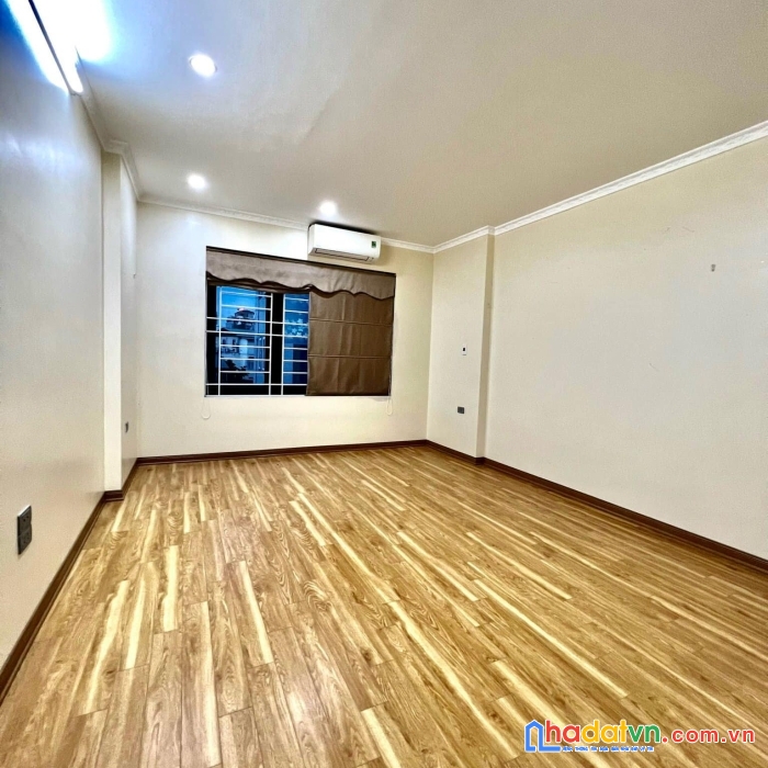 Bán nhà đường võ chí công, tây hồ - lô góc- ô tô 4 chỗ đỗ cửa, ở luôn, tiện ích ngập tràn