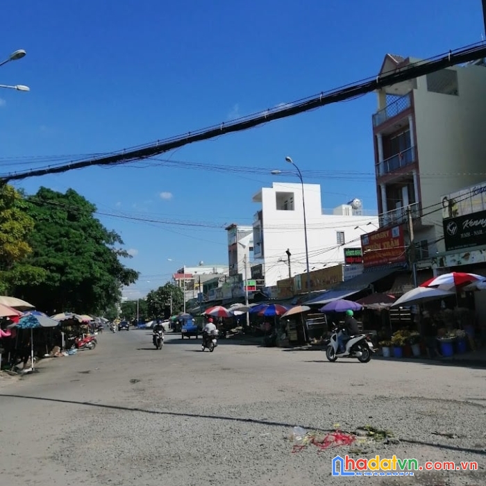 Nhà mặt tiền đường rộng 25m, bình thành, 139m2, bình tân, giá 15 tỷ