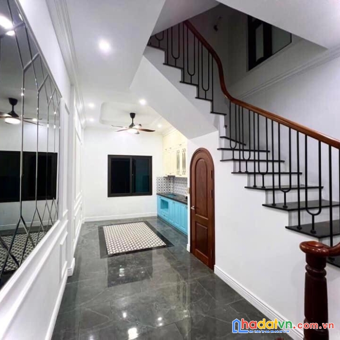 Bán nhà tứ hiệp ô tô tặng full nội thất