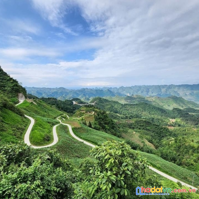 Đất nền du lịch thuộc huyện quản bạ - tỉnh hà giang. giá chỉ từ mấy trăm nghìn / m2