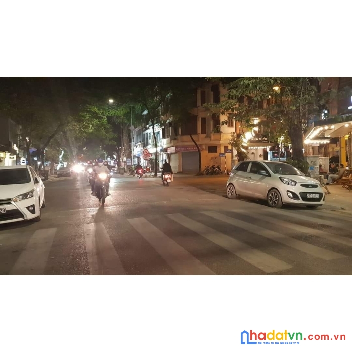 Bán nhà chính chủ phố tuệ tĩnh, nguyễn du, hai bà trưng 245m, 8 tầng.