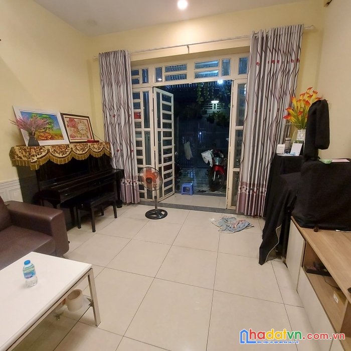 Hxh nguyễn văn quá 70m2, một đời chủ gần chợ cầu
