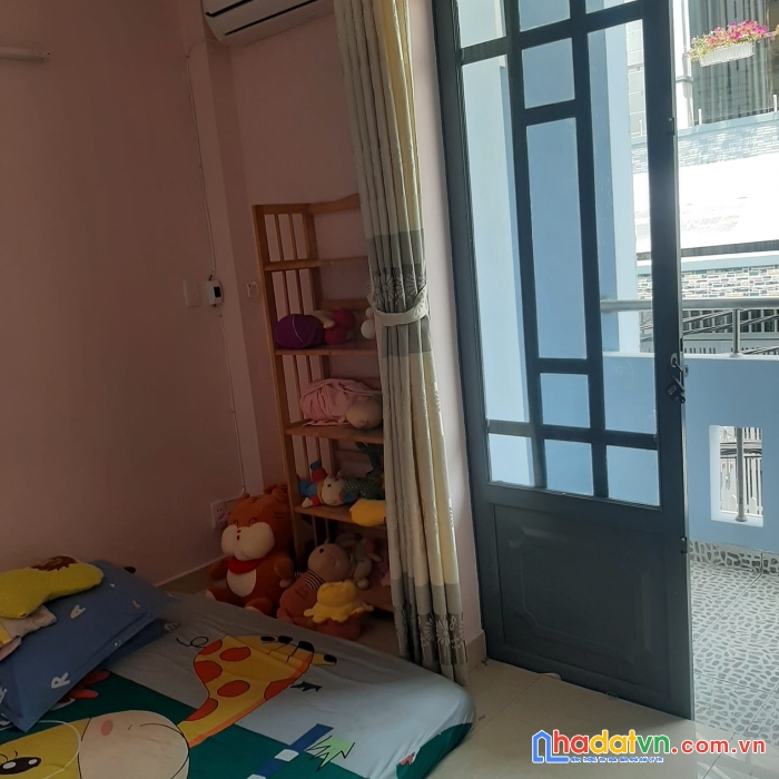 Nhà  quận 10 – 10m ra đường chính - 40m2 – 6.1 tỷ