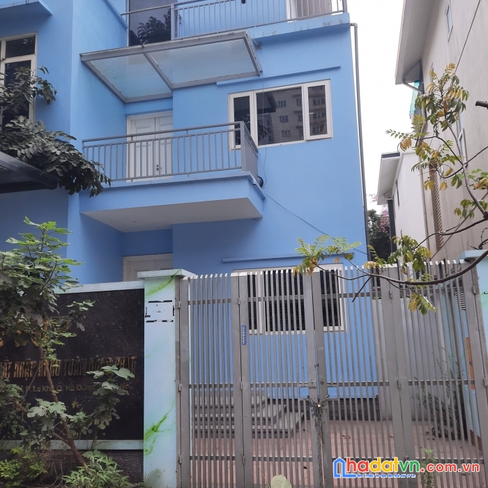 Cấn bán gấp biệt thự khu đt văn khê, thiết kế hiện đại, đầy đủ trang thiết bị nội thất 186m2