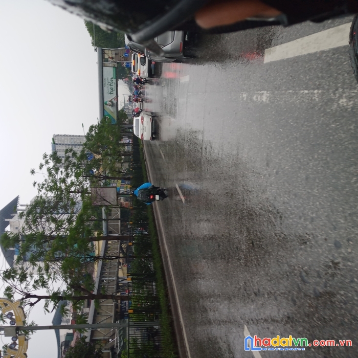 Bán nhà mặt phố thái thịnh đống đa, vị trí đẹp nhất, ô tô kinh doanh sầm uất, đa ngành nghề.