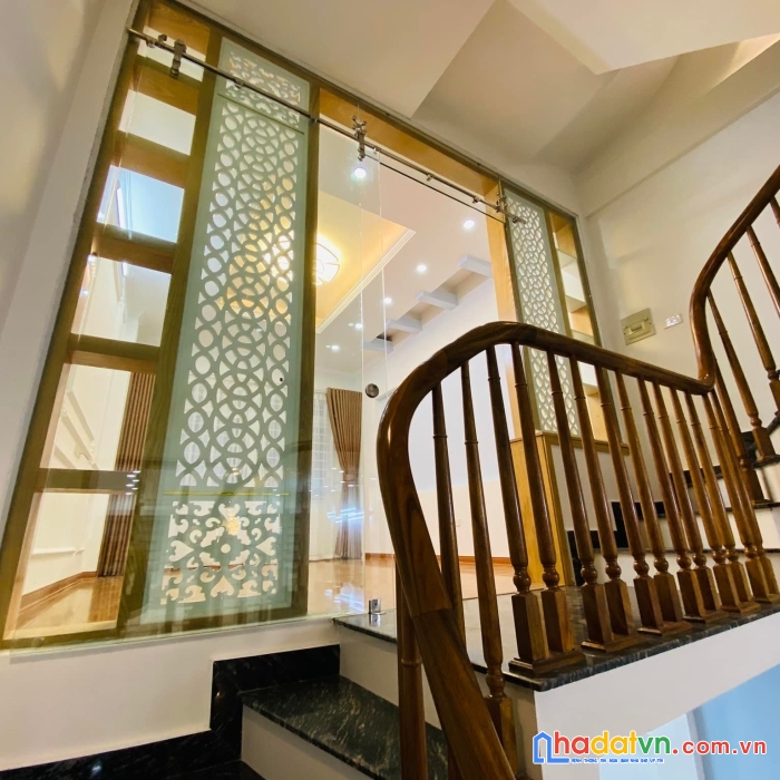 Nhà đẹp quan nhân 2 thoáng ngõ thông các ngả giá 5.65 tỷ