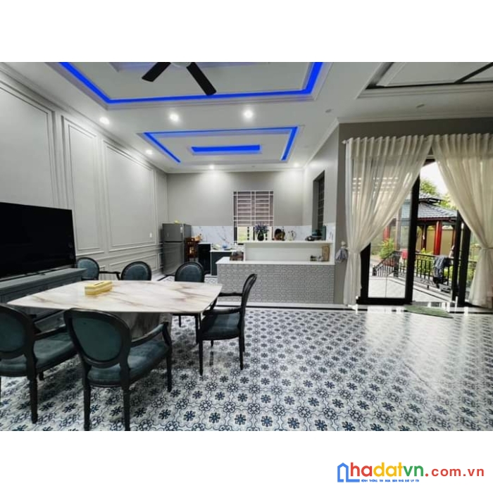 Căn biệt thự phong cách châu âu sân vườn tuyệt đẹp 506m² giá chỉ 11 tỷ 