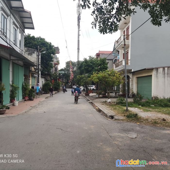 Đất đẹp yên viên- gia lâm, ô tô tránh, trung tâm, 112m2, mt 8m, 7 tỷ. lh: 0913896966