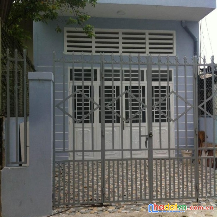 Bán gấp nhà mẹ suốt, ô tô tới cửa, giá chỉ 1,8x tỉ.