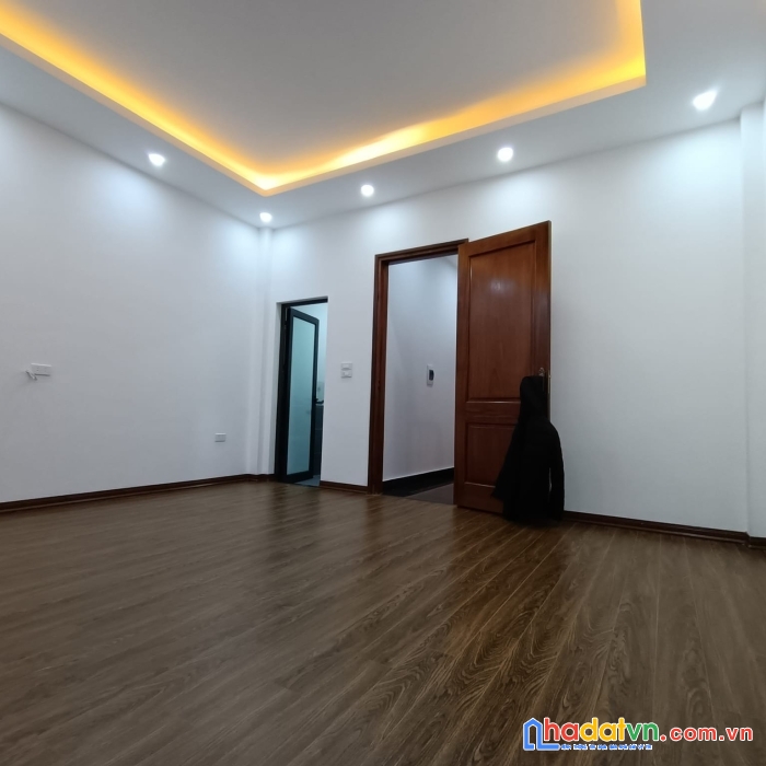 Bán nhà kim chung, hoài đức, 5 tầng, 35m2, 2.4 tỷ, 0973145387