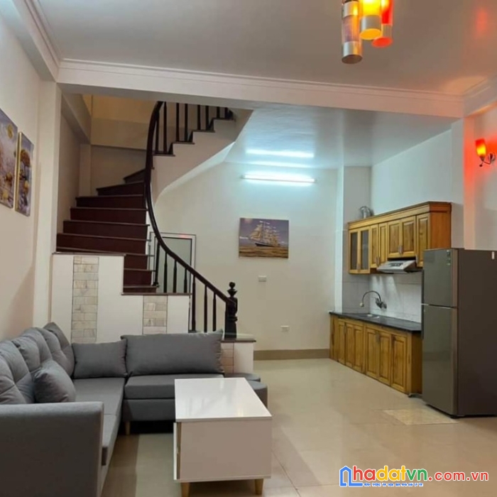 Bán nhà linh chiểu, thủ đức, hxh, 50m2, chỉ 3 tỷ 9, đt 0703165049.