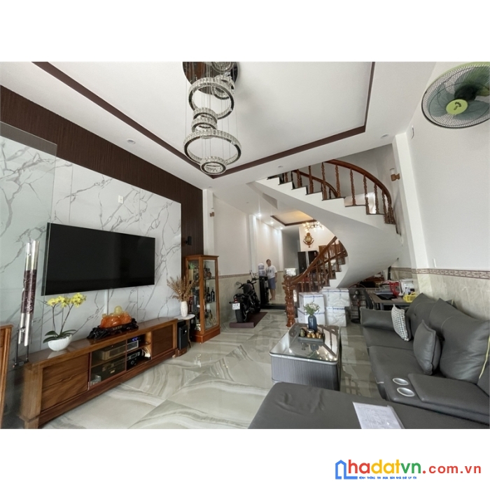 Bán nhà thanh khê cực đẹp có một không 2 ngay biển nguyễn tất thành,