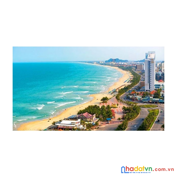 Vài bước là biển mỹ khê, sơn trà. nhà bán: dt 55m2. 3 lầu. chỉ 3.4 tỷ