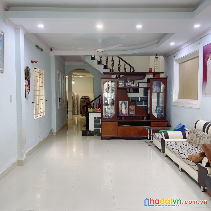 Bán nhà 85m2  đường lý thường kiệt p9 tân bình hẻm xe tải