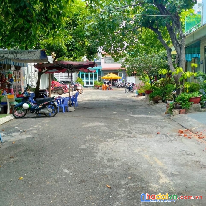 Nhà ngộp hẻm nhựa  đường số 8, 60m2, 4 lầu, an ninh, gần trường nguyễn du, 6.25 tỷ.