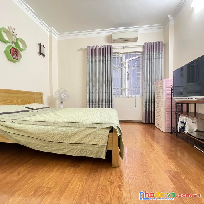 Cần bán gấp nhà phố nguyễn khang - 53m2x6t giá chỉ 6.9 tỷ - nhà mới - ở luôn - oto cách 20m