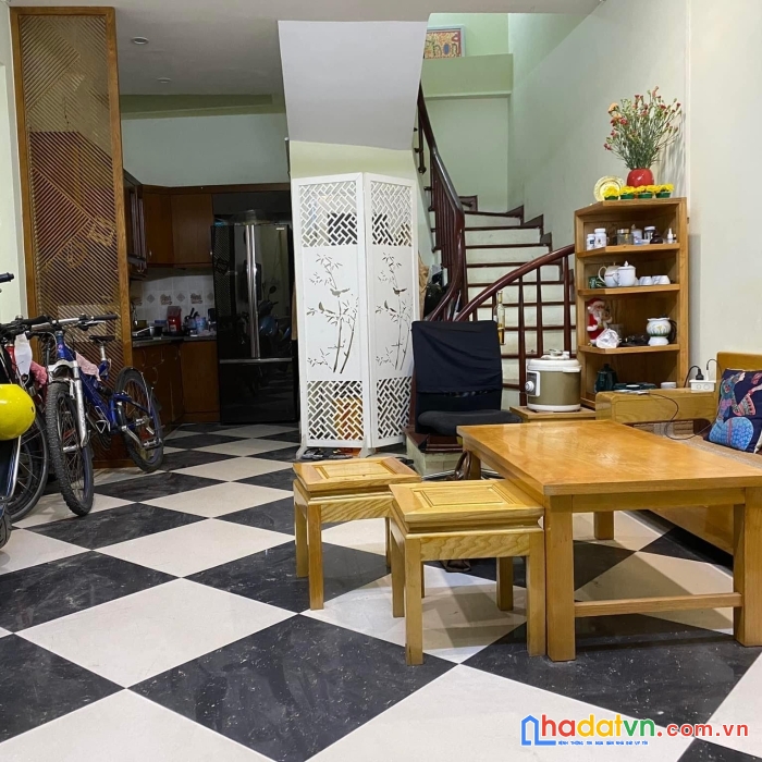 Hoàng hoa thám- ba đình-6 tầng- gần ô tô- 4 tỷ