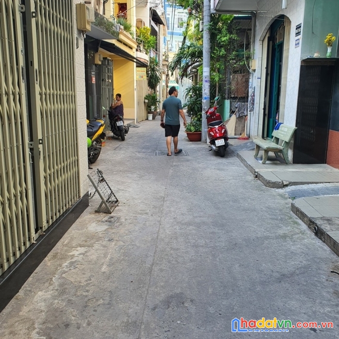 Bán nhà mặt hẻm hồng lạc nhà cấp 4 tiện xây lại giá rẽ