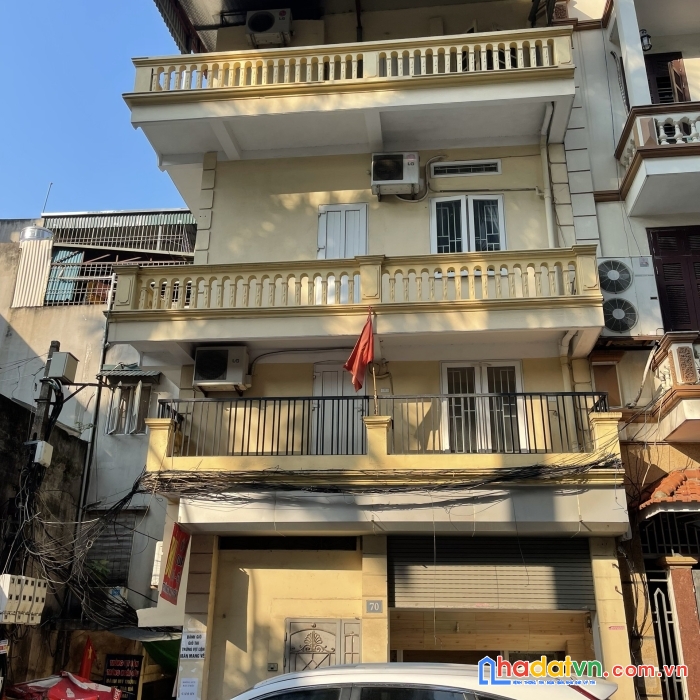 Bán nhà hai mặt tiền phố lương yên, quận hai bà trưng, hà nội.