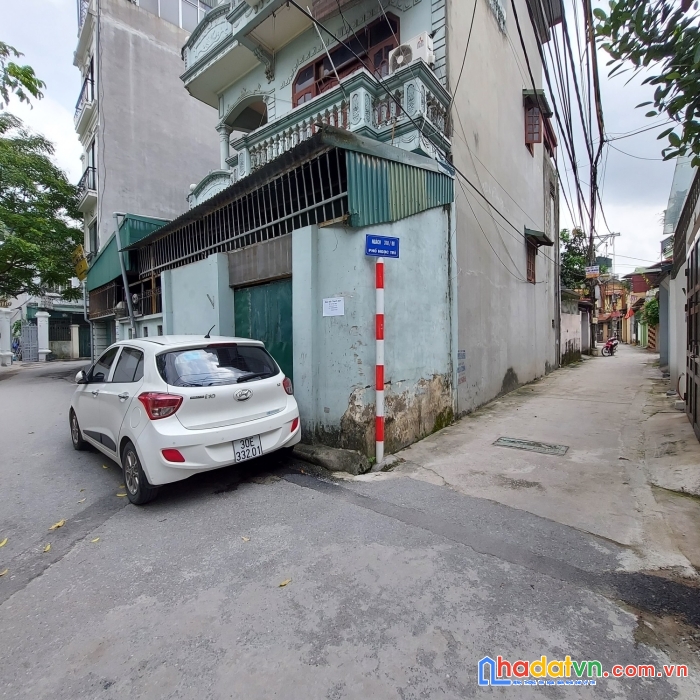 Bán nhà tầng 5 phố ngọc trì siêu rẻ, dt 30m2, mt  4m, giá 2.9 tỷ.