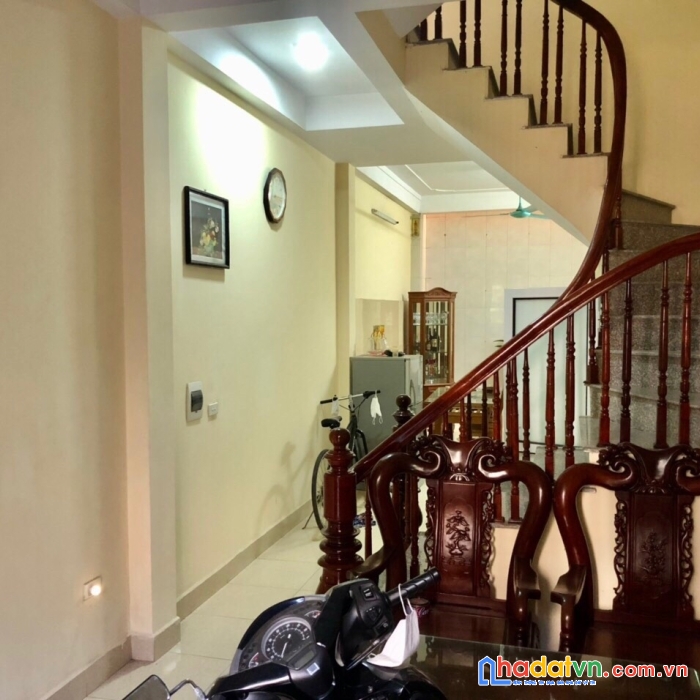 Ngõ 178 ỷ la - dương nội - hà đông
45,3/ 48m2 - 4 tầng - mt 3,5m - giá 3,8 tỷ