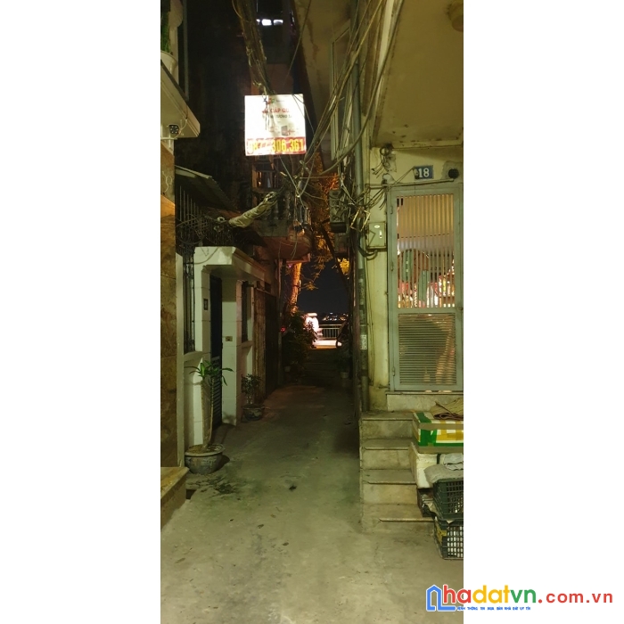 Siêu phẩm tây hồ mặt tiền rộng, 5m ra hồ tây phù hợp xây căn hộ cho thuê. giá 5.35 tỷ, diện tích