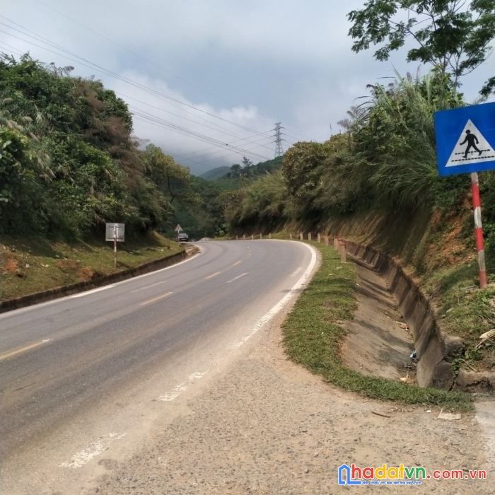 Bán 1800m2 đất phú cường, tân lạc, hòa bình giá nhỉnh 1 tỷ 300m ra đường quốc lộ