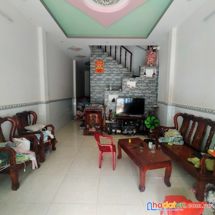 Cần bán căn nhà sổ chung tại đông hiệp, dĩ an, bình dương gần chợ tân long