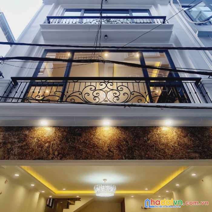Bán nhà xây mới 7 tầng thang máy ngõ nông, oto 7 chỗ vào nhà phố lê đức thọ - gần svđ mỹ đình