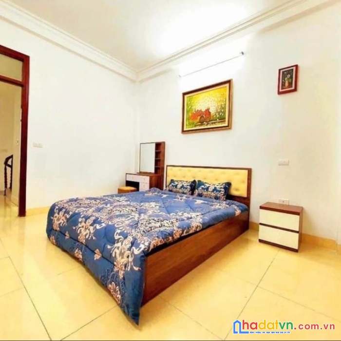 Hoàng quốc việt 43m2 ngõ thông_xe ba gác tránh sh nhỉnh 4 tỷ