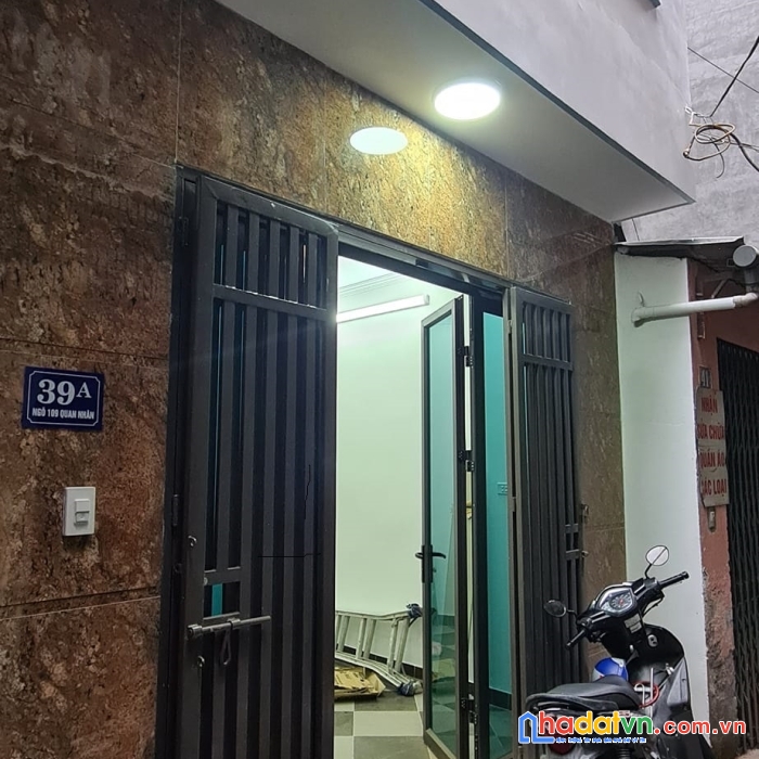 Bán nhà  hoàng văn thái 52m, 5 tầng.4,3 tỷ,ở luôn full nội thất