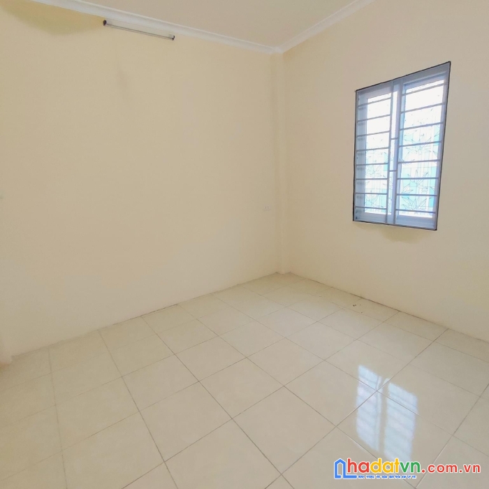 Bán nhà tại lê trọng tấn- hà đông-3 tỷ. kinh doanh được.