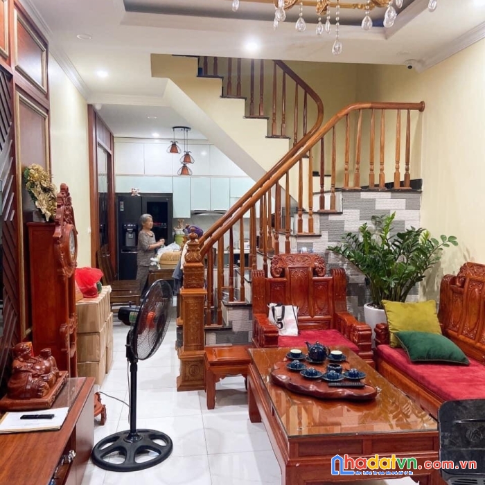 Lương định của- đống đa- ô tô đỗ cửa- full đồ nội thất