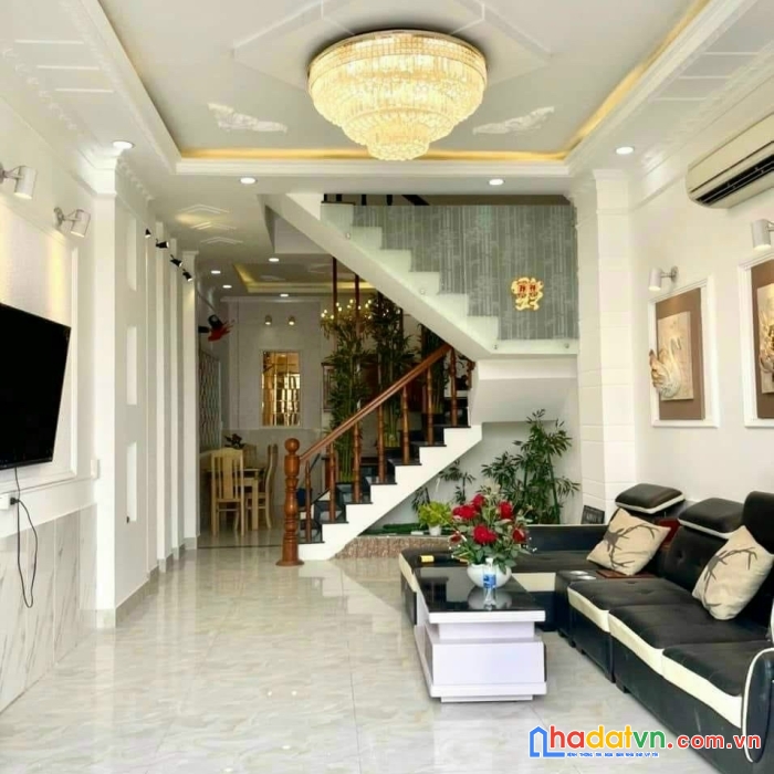 Nhà bán 2 lầu 25m2 phùng văn cung p7 q.phú nhuận